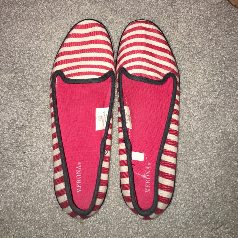 Red Stripe with Navy Trim Slide Ons