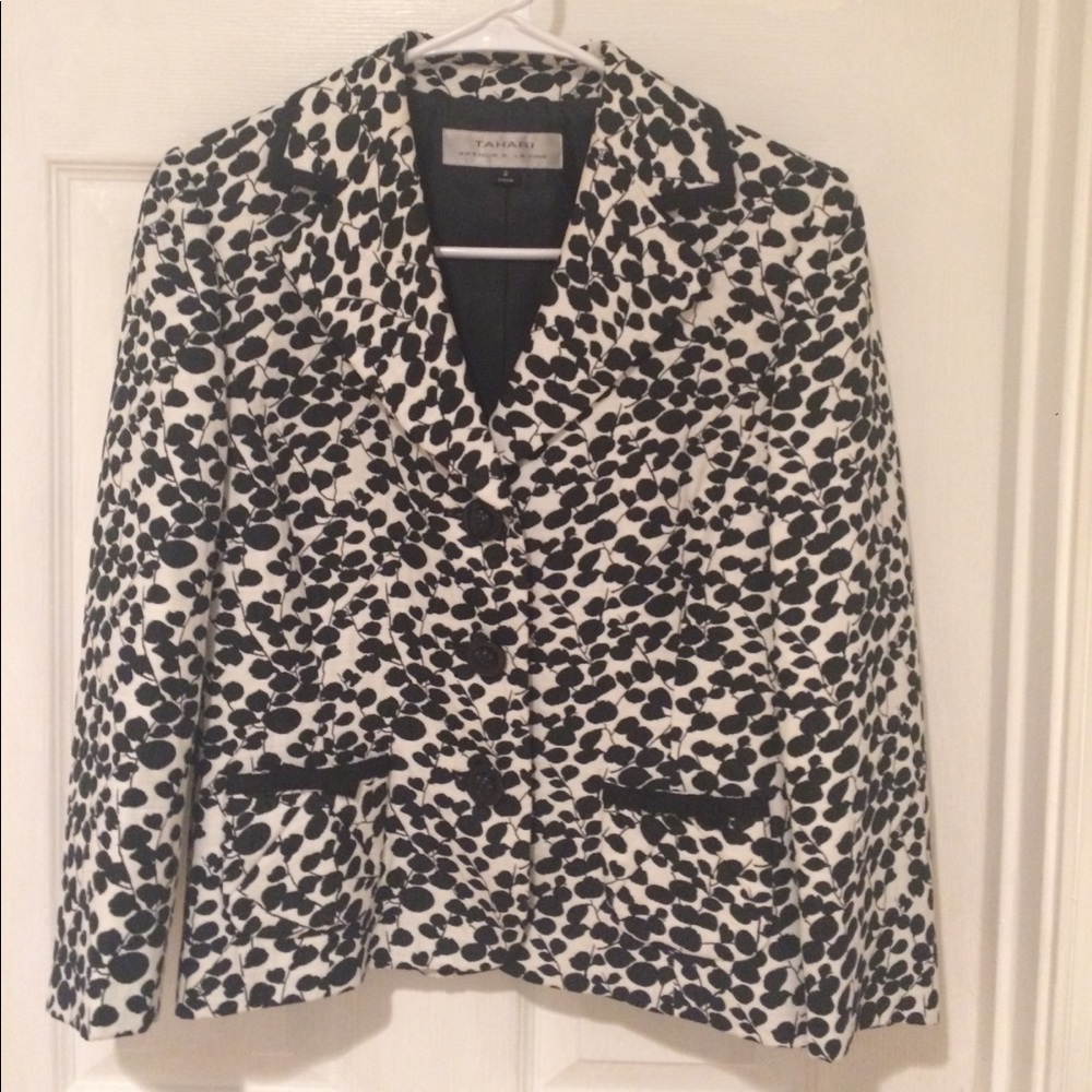 Tahari Jacket Sz. 2