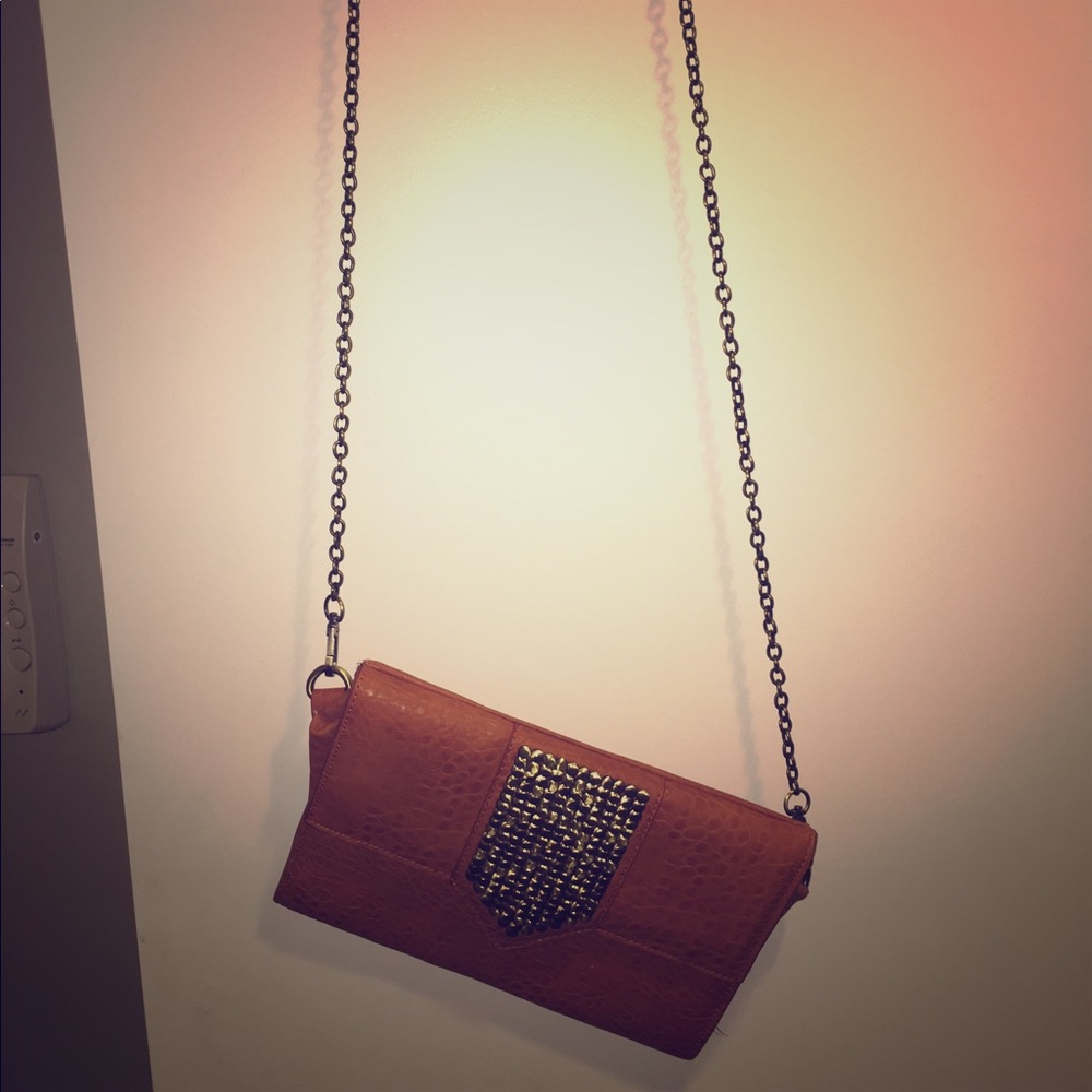 Cross body or clutch
