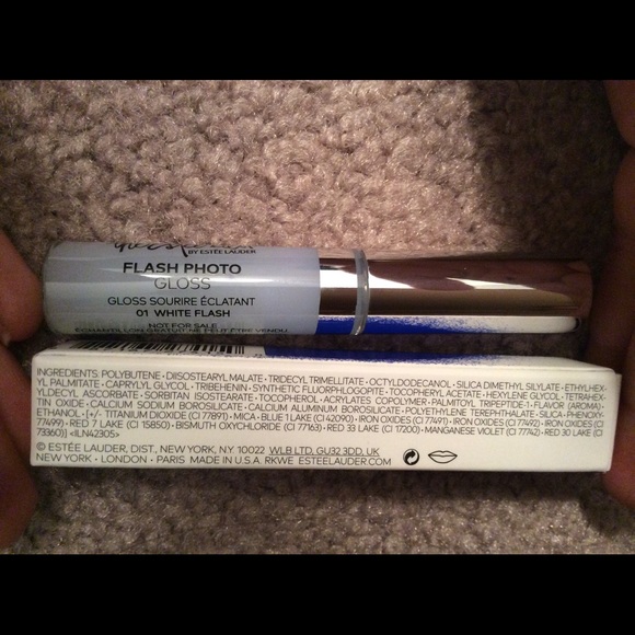 Estée edit Flash Gloss BNIB  ‼️ACCEPTING OFFERS‼️ - Picture 3 of 3