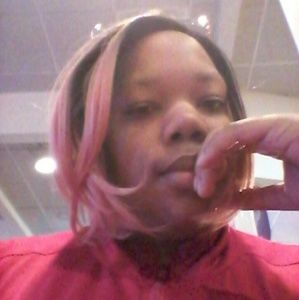 Meet your Posher, Desiree