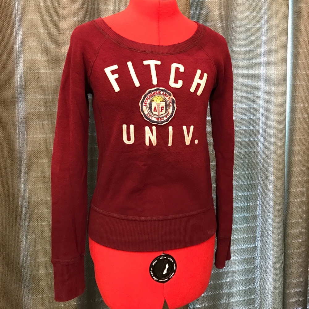 Abercrombie & Fitch Crew Neck Maroon Sweater