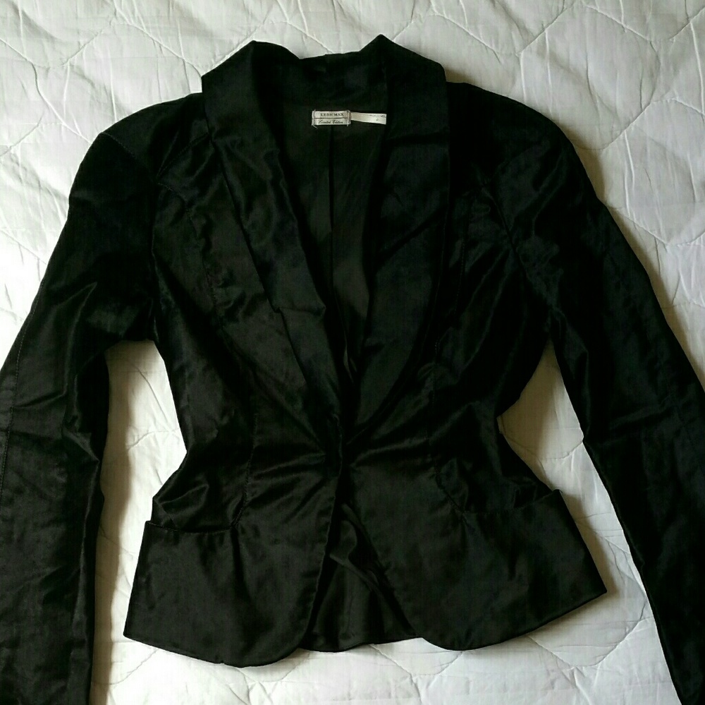 Max studio velvet look blazer