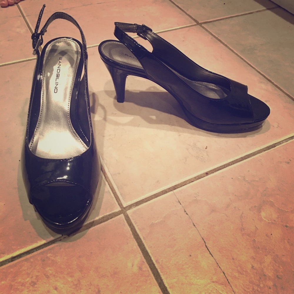 Bandolino Peep Toe Low Heel with Box!
