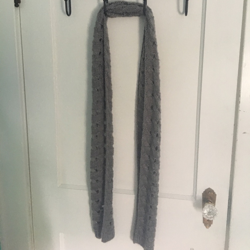 Grey scarf
