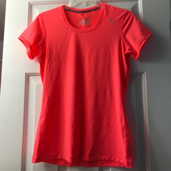 Under Armour Tops - Under Armour Workout Top