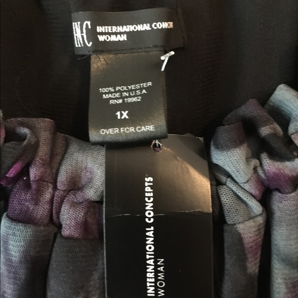 Blouse - Picture 2 of 2