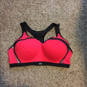 VS Sport sports bra