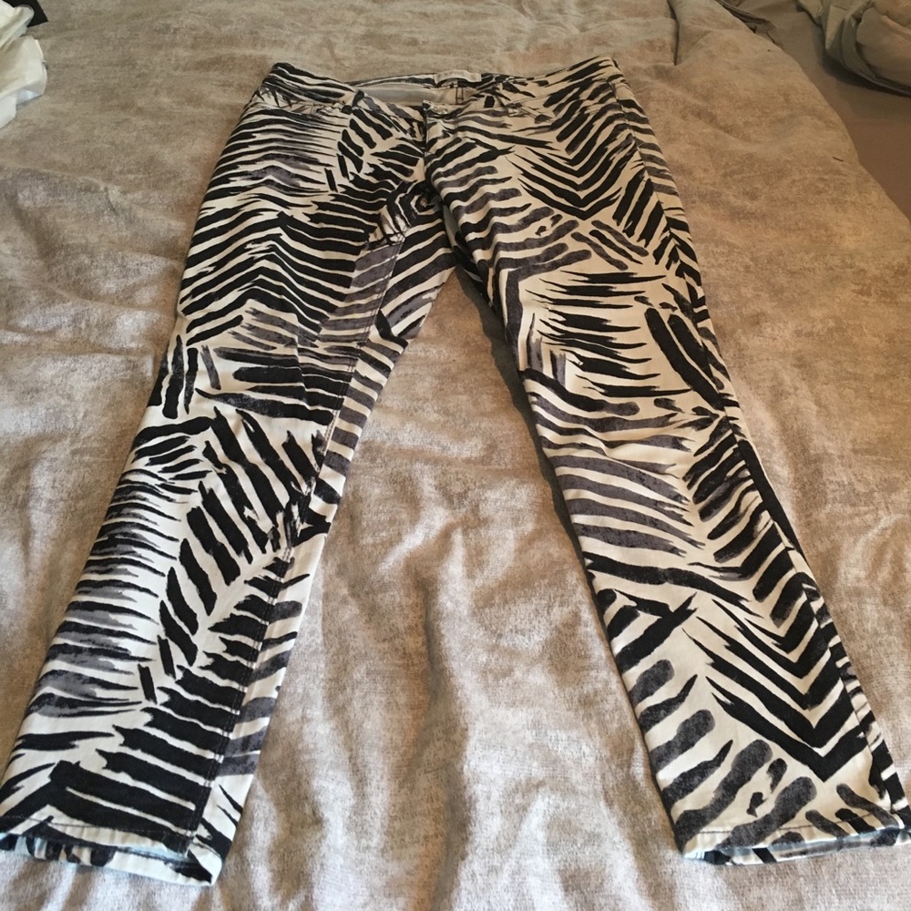 Express Zebra Print Cropped Jeans