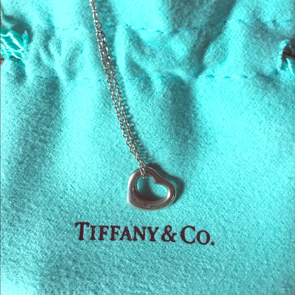 Tiffany's Peretti Hallow Necklace