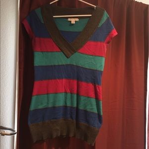 Short sleeve sweater