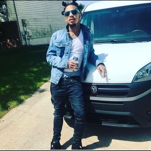 Meet your Posher, Delonte