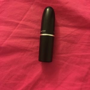 MAC Lipstick In Whirl