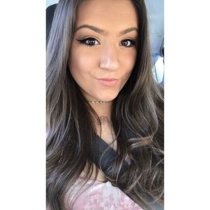 Meet your Posher, Jessica