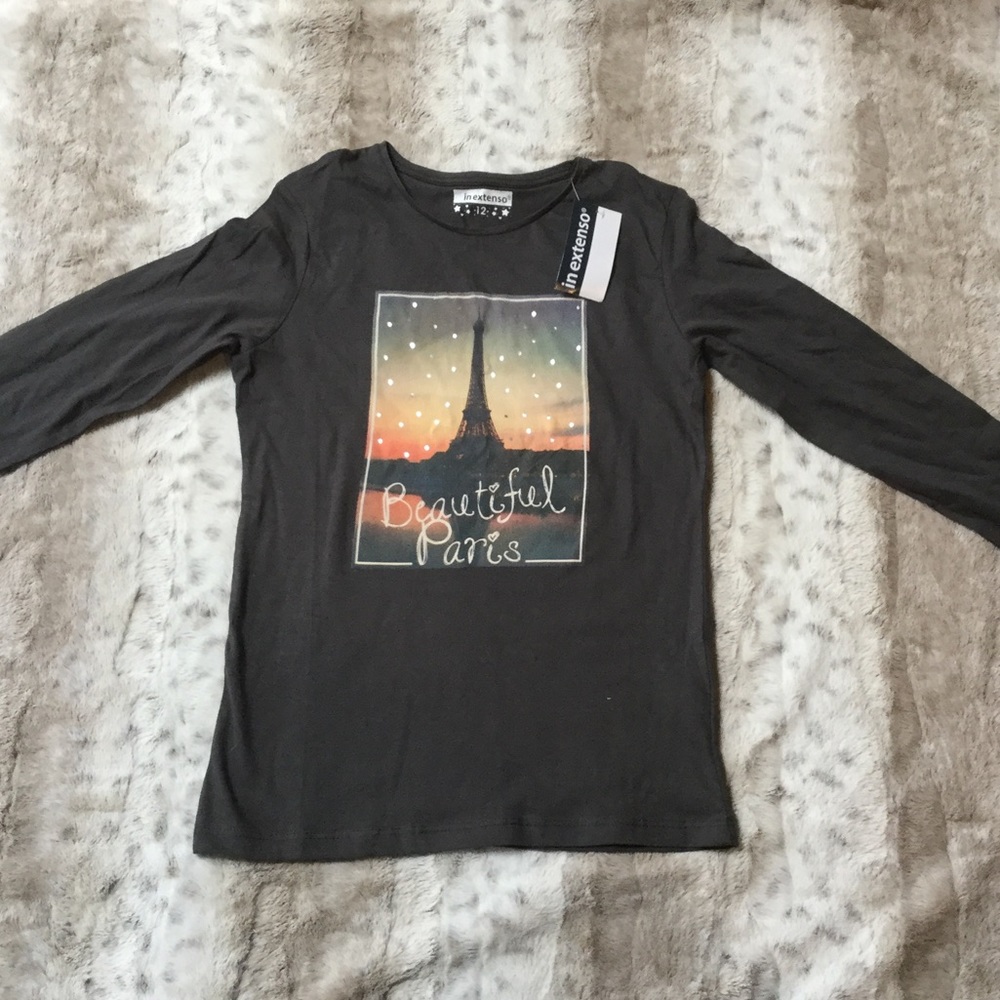 Beautiful Paris Long-Sleeve Girl's Tee!