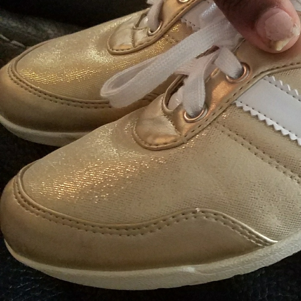 Dkny Gold Sneakers