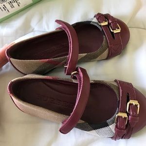 Burberry baby girl's shoes