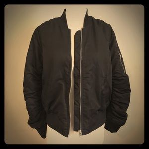 Bomber jacket
