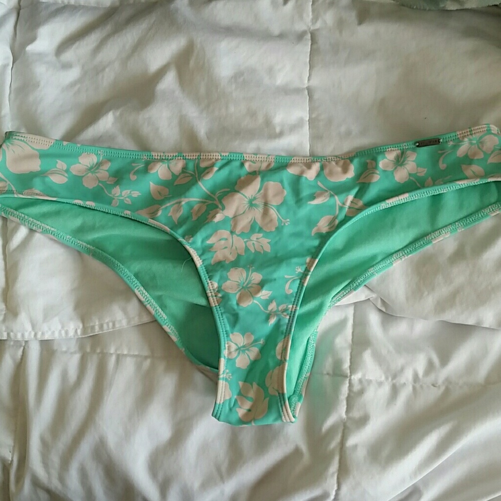 Holister bikini bottoms