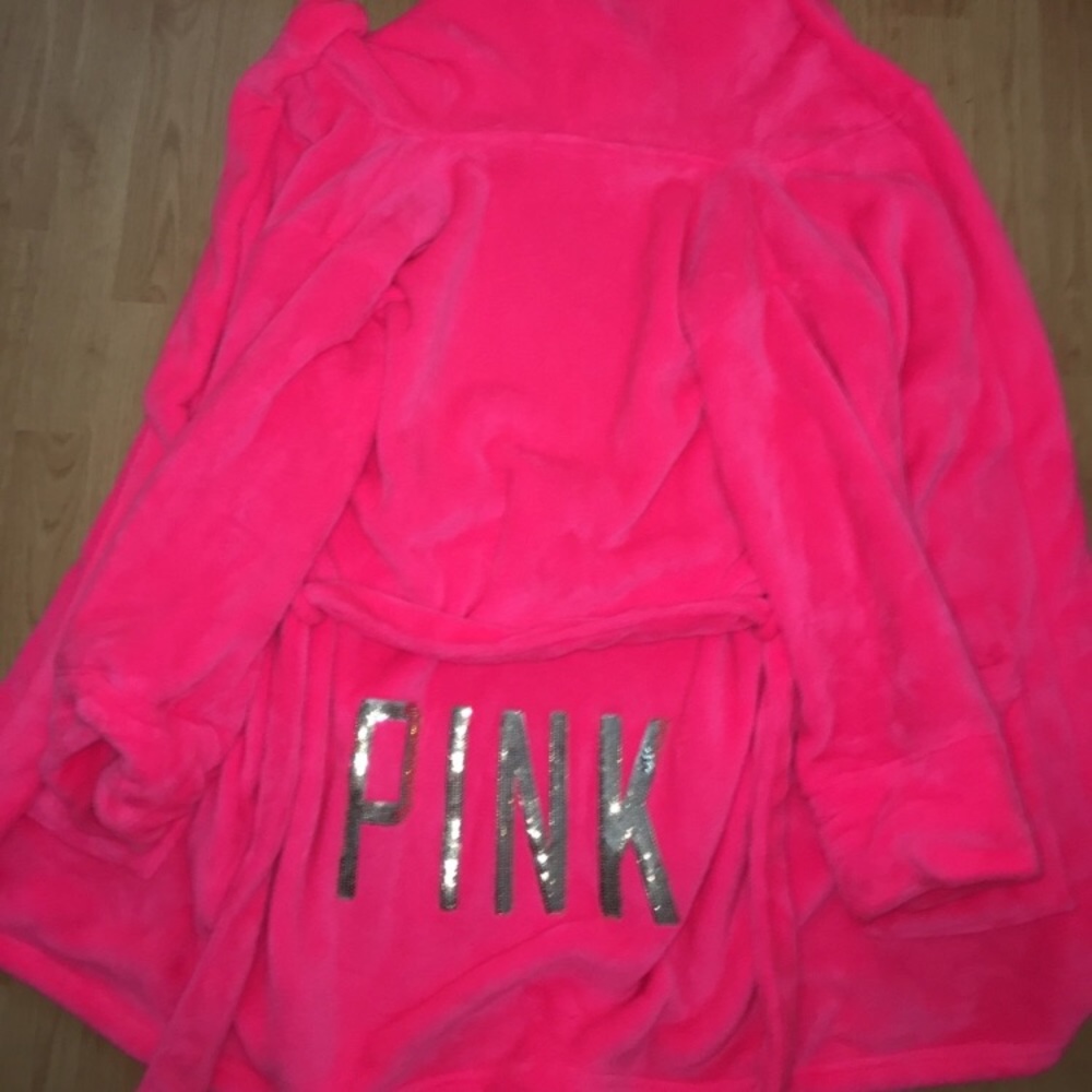 PINK robe
