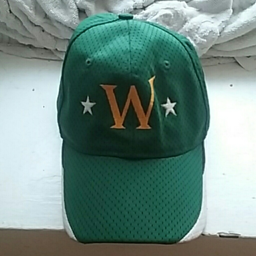 Baseball cap with "W" for "Win"