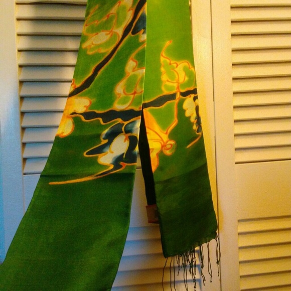 Elegant 💯%PURE MULBERRY SILK LONG SCARF! - Picture 5 of 5