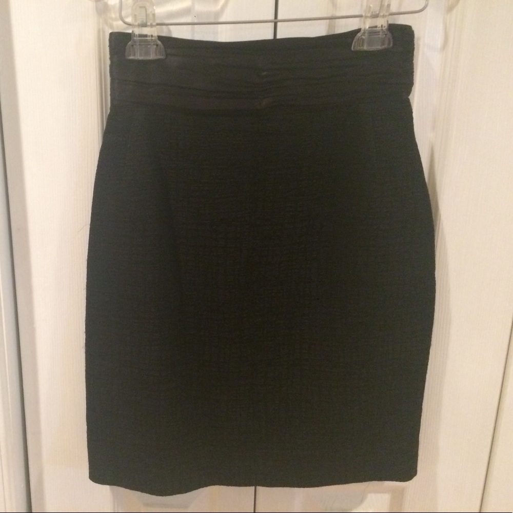 Elie Tahari black skirt. Sz. 2.