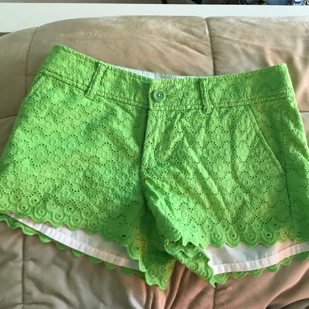 Lilly Pulitzer Walsh short size 2, green
