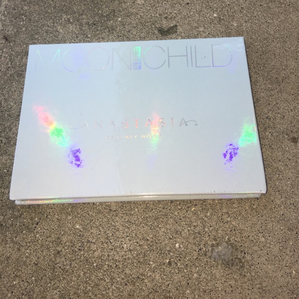 ABH MOONCHILD