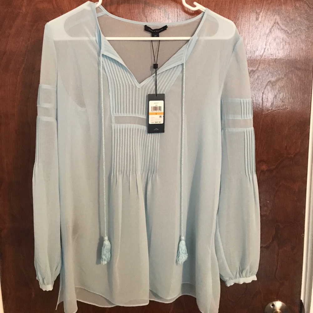 Amazing baby blue top