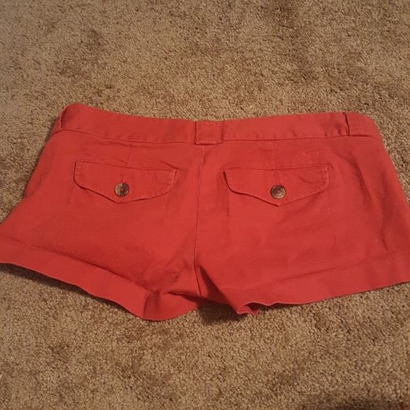 Shorts - Picture 2 of 4