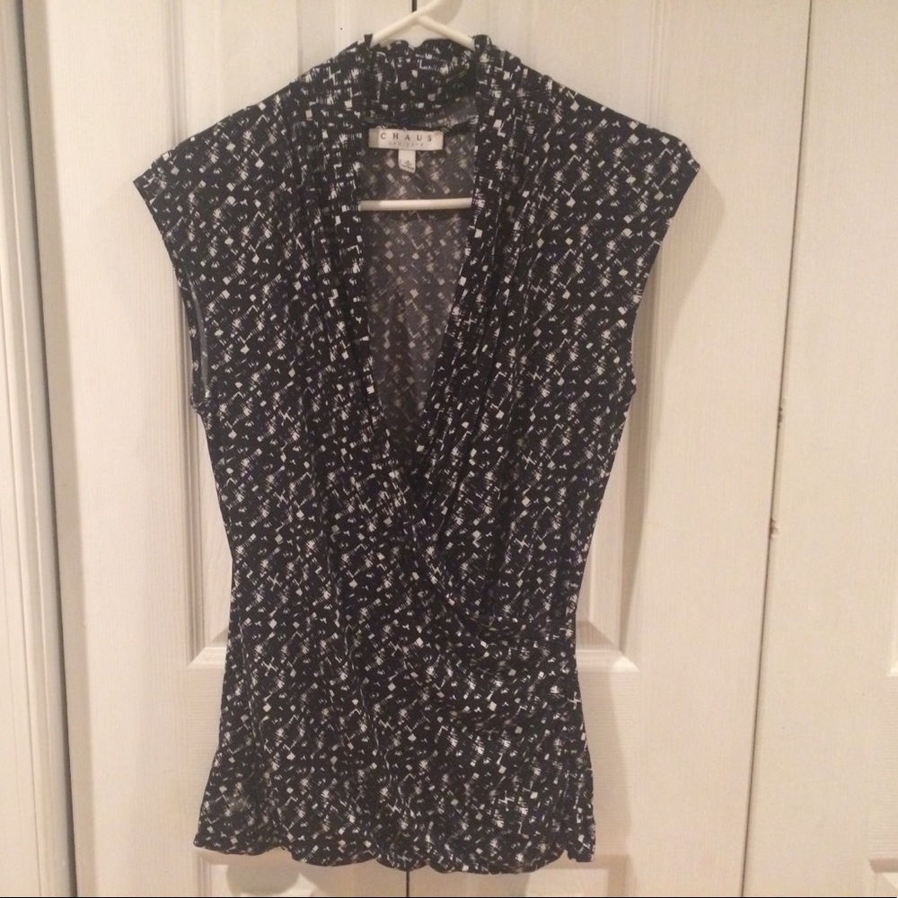 Chaus New York faux wrap top. Sz. S