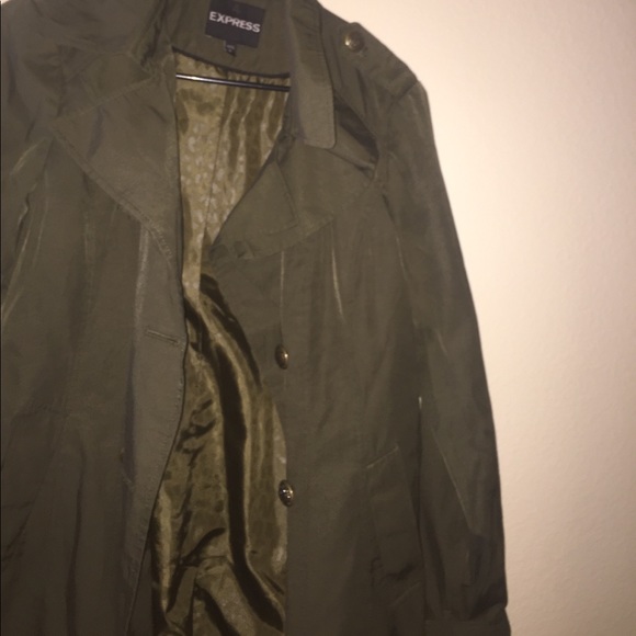 Express Jacket - Picture 2 of 3