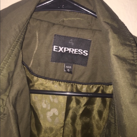 Express Jacket - Picture 3 of 3