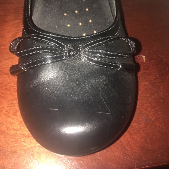 🌺Black slip on Flats with dainty Bow Tie🌸 - Picture 4 of 4
