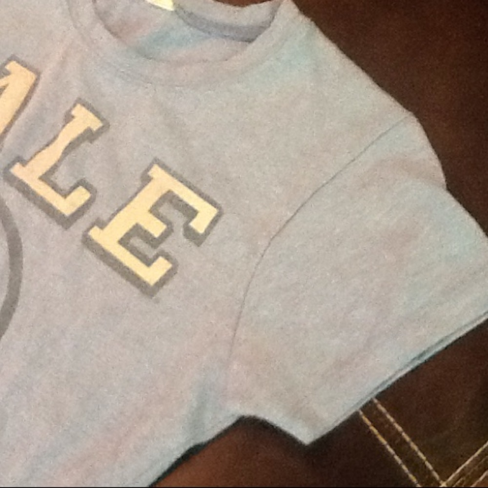 Yale Tee! - Picture 2 of 4