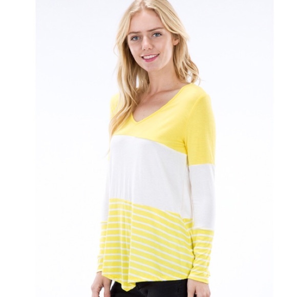 Color block striped detailed top various sizes - Picture 2 of 3