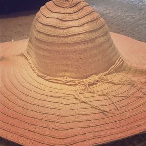 Floppy Straw Beach Hat Beige