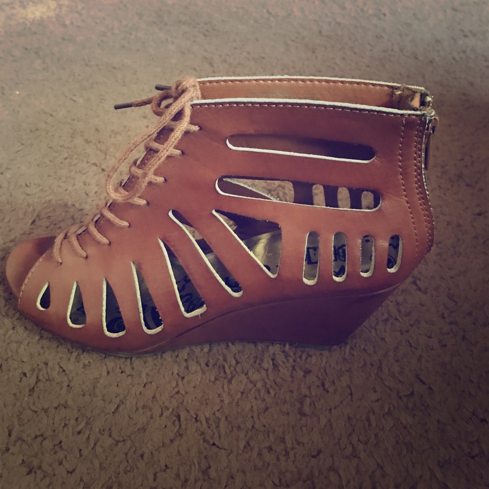 Caged open toe sandals with wedge