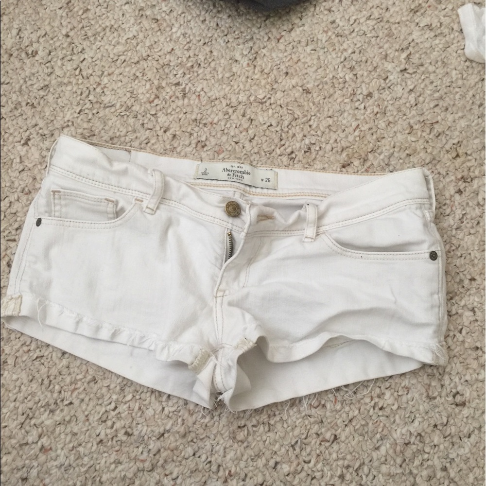 White Abercrombie shorts