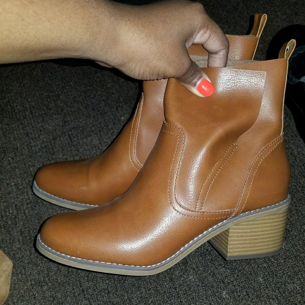 Target mossimo  tan ankle booties