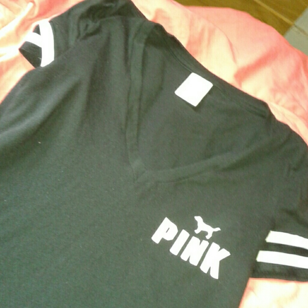 Black PINK tee