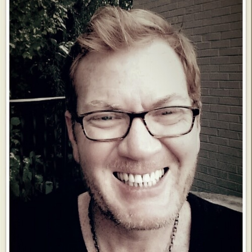 Meet your Posher, Christopher