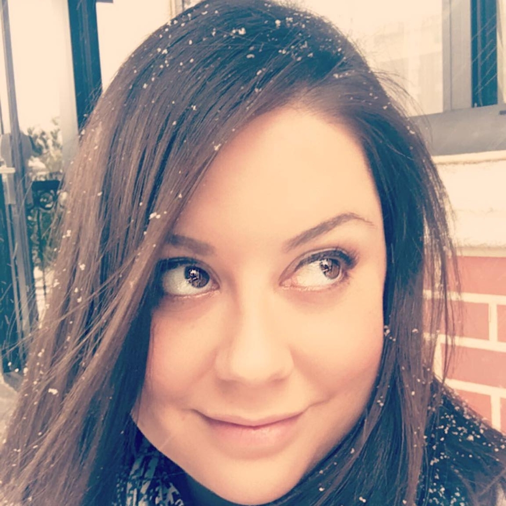 Meet your Posher, Laura