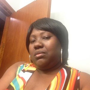 Meet your Posher, Loretta