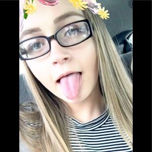 Meet your Posher, Britney