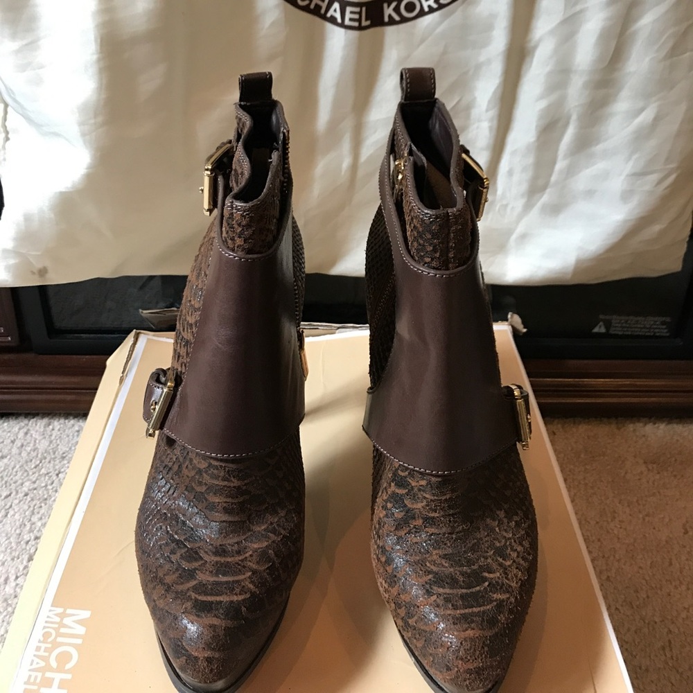 Michael Kors boots