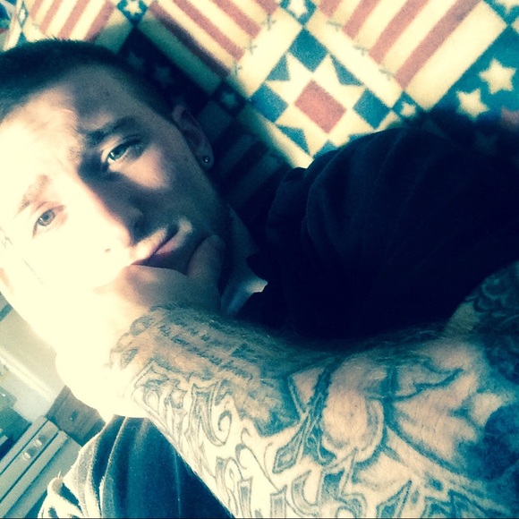 Meet your Posher, Joey - Picture 1 of 1