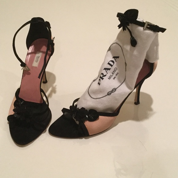 Prada shoes - Picture 2 of 4