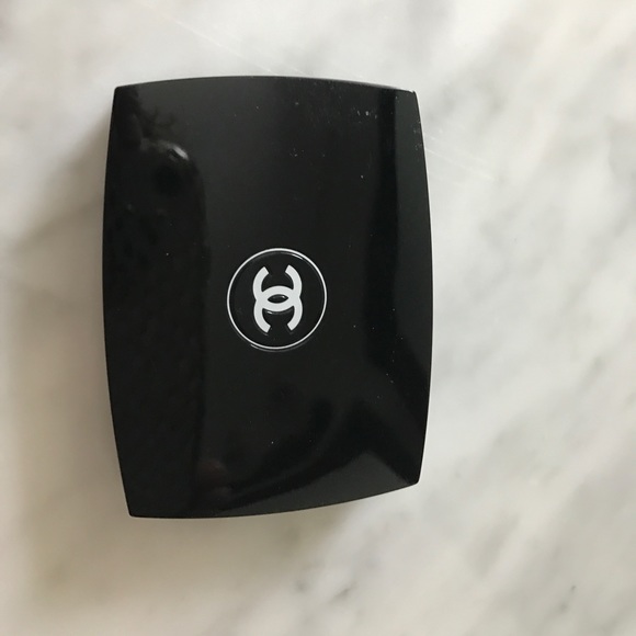 CHANEL OMBRE ESSENTIELLE EYESHADOW in bamboo - Picture 2 of 4